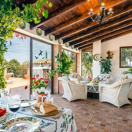 Villa San Nicolas - Private, Tranquil, Relaxing..